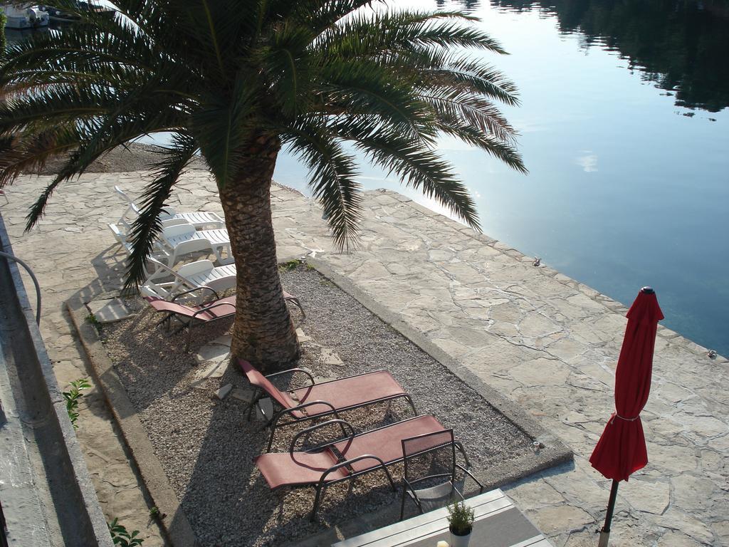 Apartments Luka Korčula Eksteriør bilde